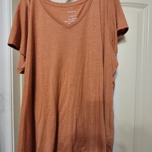 TORRID tee, size 5, v-neck tshirt